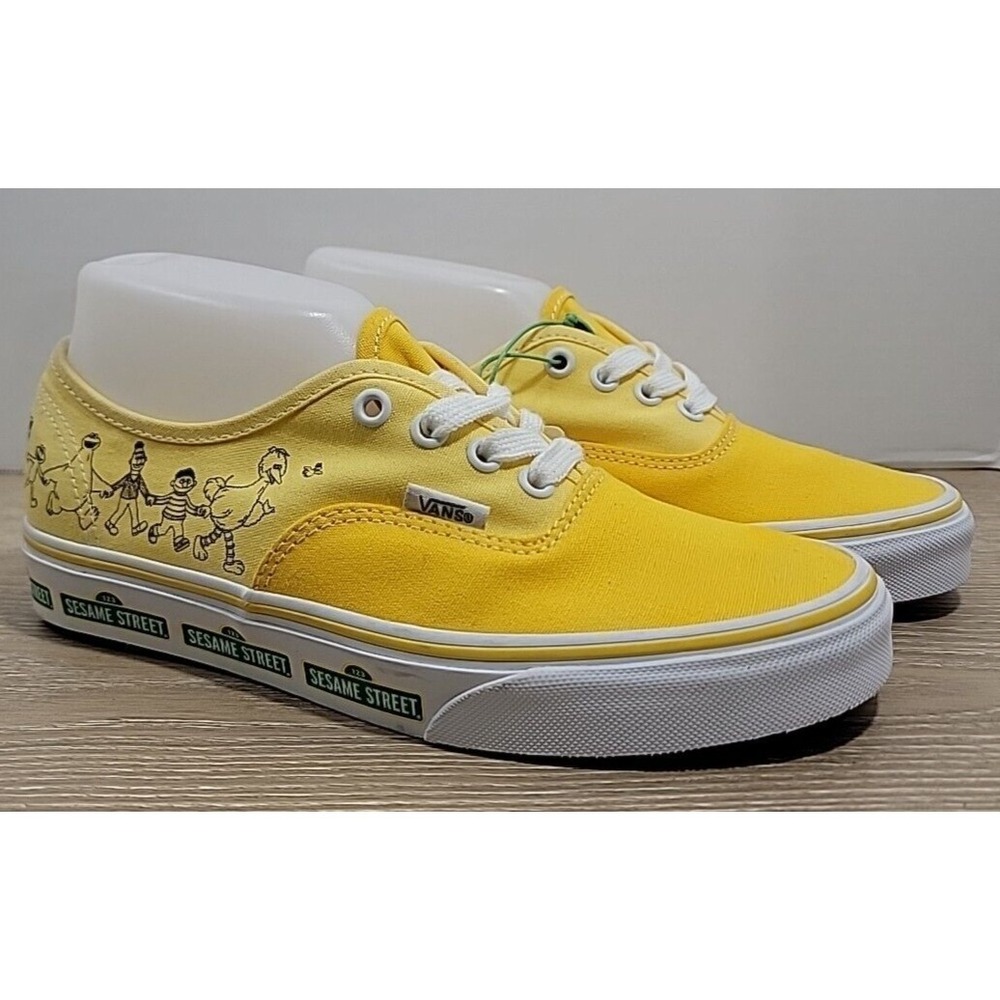 Vans X 'Sesame Street Family' Yellow 508731 Men Sz 6 Women Sz 7.5 NEW